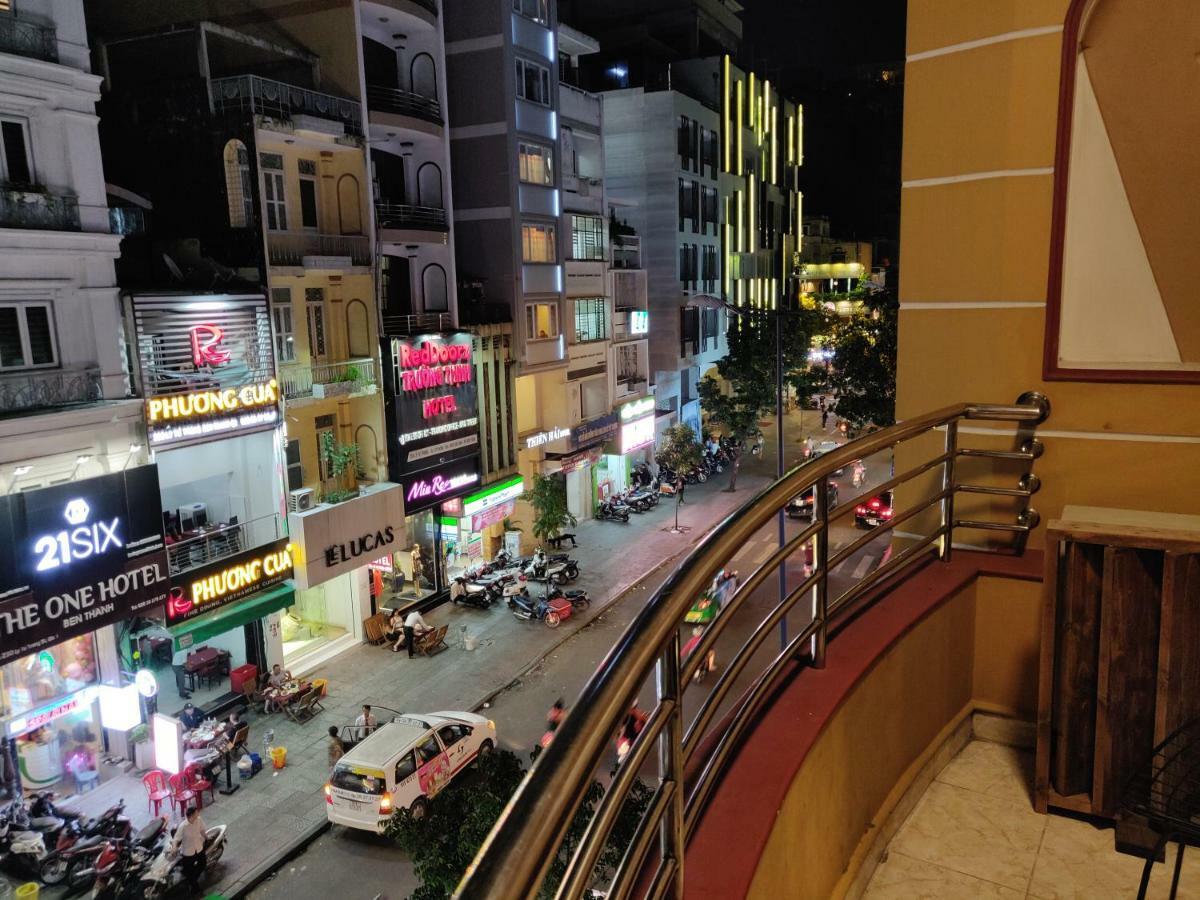 Watage Hostel Thành Pho Ho Chí Minh Esterno foto